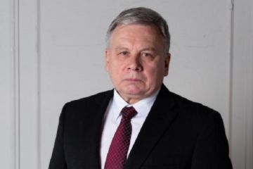 Привітання Андрія Тарана із призначенням на посаду Міністра оборони від українського народу та редакції медіа холдінгу "PERSONA.TOP" 	  	 	    			 	  	Привітання Андрія Тарана із призначенням на посаду Міністра оборони від українського народу та редакції медіа холдінгу "PERSONA.TOP"