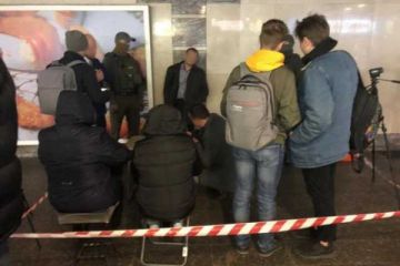 Детективы НАБУ задержали прокурора ГПУ на взятке в $ 15 тысяч 	  	 	    			 	  	Детективы НАБУ задержали прокурора ГПУ на взятке в $ 15 тысяч