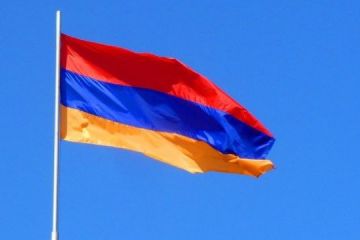 Для протидії поширенню коронавірусу серед населення, у Вірменії вирішили продовжити карантин ще на 10 днів Для протидії поширенню коронавірусу серед населення, у Вірменії вирішили продовжити карантин ще на 10 днів