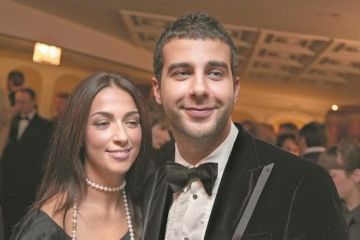 Смачный плевок: тонкая натура Вани сказала «Пора!» Смачный плевок: тонкая натура Вани сказала «Пора!»