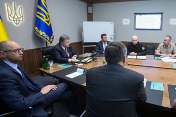 Спикера Порошенко поймали на лжи о серверах в АП, оборудование брали в ЦИК и НБУ Спикера Порошенко поймали на лжи о серверах в АП, оборудование брали в ЦИК и НБУ