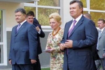 Порошенко затевает очередной договорняк с бывшим бандитским режимом Порошенко затевает очередной договорняк с бывшим бандитским режимом