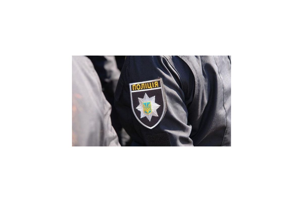 Поліцією зафіксовано понад 3 000 випадків порушення карантинних заходів Поліцією зафіксовано понад 3 000 випадків порушення карантинних заходів