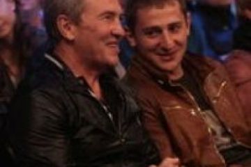 Черновецкого с сыном вызвали на допрос в ГПУ по делу «вышек Бойко» 	  	 	    			 	  	Черновецкого с сыном вызвали на допрос в ГПУ по делу «вышек Бойко»