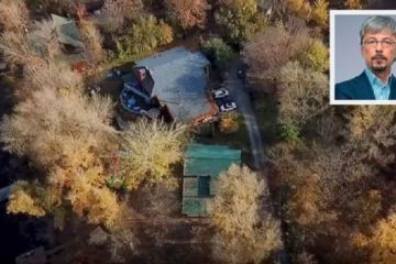 Депутат Александр Ткаченко живет на Трухановом острове как минимум три года Депутат Александр Ткаченко живет на Трухановом острове как минимум три года