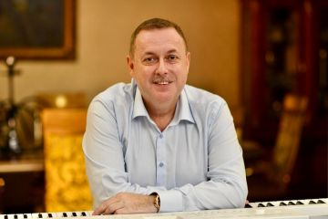 Игорь Мизрах – «Мне уже не важно». История любви которую каждый из нас хотя бы раз в жизни пережил. (прослушать и скачать) Игорь Мизрах – «Мне уже не важно». История любви которую каждый из нас хотя бы раз в жизни пережил. (прослушать и скачать)