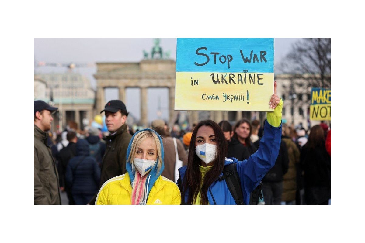 Російське вторгнення в Україну : Німеччина готова зняти санкції з Росії, запроваджені на тлі російської агресії в Україні. Російське вторгнення в Україну : Німеччина готова зняти санкції з Росії, запроваджені на тлі російської агресії в Україні.