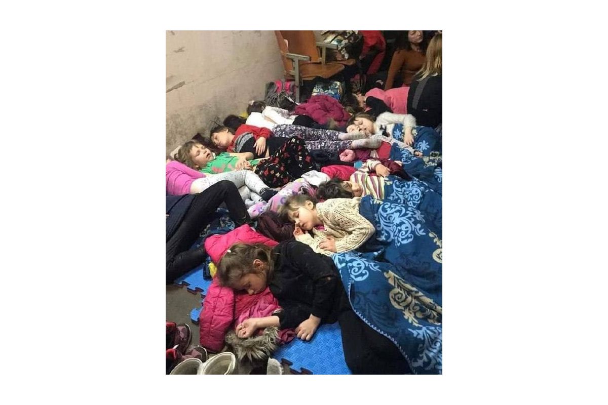 Російське вторгнення в Україну : Азовсталь Російське вторгнення в Україну : Азовсталь