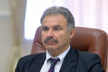 Из комсомольских агитаторов-антисемитов в религиоведы – извилистый путь к успеху Виктора Еленского Из комсомольских агитаторов-антисемитов в религиоведы – извилистый путь к успеху Виктора Еленского