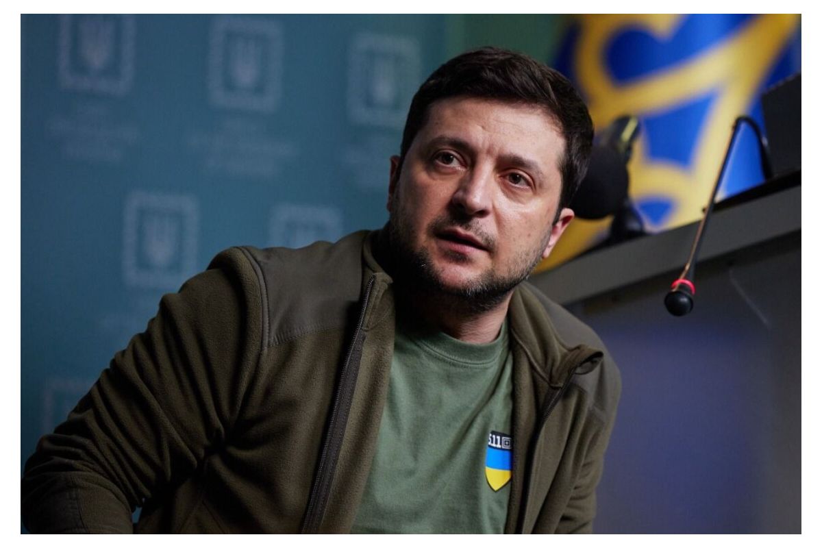Зеленський в інтерв'ю американському виданню Newsmax розповів, що щодня гинуть 60-100 українських солдатів, ще приблизно 500 зазнають поранень Зеленський в інтерв'ю американському виданню Newsmax розповів, що щодня гинуть 60-100 українських солдатів, ще приблизно 500 зазнають поранень