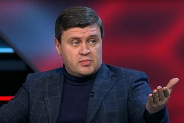 Нардеп Вадим Ивченко: «Зупини лося», драки в раде, контрабанда леса и занимательная декларация Нардеп Вадим Ивченко: «Зупини лося», драки в раде, контрабанда леса и занимательная декларация