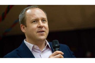 Столичный «диджиталилатор» Юрий Назаров: украсть миллионы и остров посреди Днепра и выйти сухим из воды Столичный «диджиталилатор» Юрий Назаров: украсть миллионы и остров посреди Днепра и выйти сухим из воды