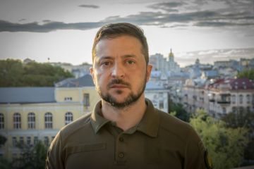 «Знати» й «захищати» завжди йдуть поруч – Президент України привітав дошкільнят, школярів і студентів із початком нового навчального року «Знати» й «захищати» завжди йдуть поруч – Президент України привітав дошкільнят, школярів і студентів із початком нового навчального року