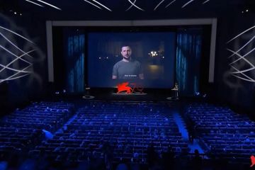 Росія хоче, щоб світ зробив три помилки: звик до війни, змирився з війною і забув про війну; цей задум ніколи не має здійснитися – звернення Президента України до учасників Венеціанського кінофестивалю Росія хоче, щоб світ зробив три помилки: звик до війни, змирився з війною і забув про війну; цей задум ніколи не має здійснитися – звернення Президента України до учасників Венеціанського кінофестивалю