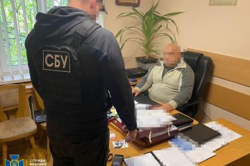 СБУ викрила керівництво Броварського управління Держпродспоживслужби Київщини на організації корупційної схеми СБУ викрила керівництво Броварського управління Держпродспоживслужби Київщини на організації корупційної схеми