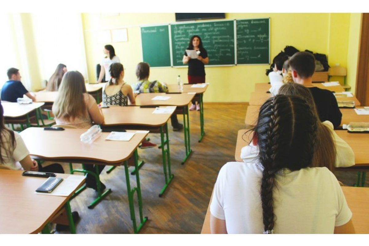 Кабмін: з 2022 року почнуть працювати нові правила для шкіл Кабмін: з 2022 року почнуть працювати нові правила для шкіл