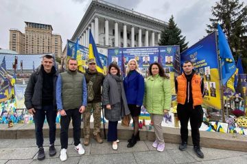 Вічна пам'ять у серцях та на мармурі: в Університеті “Україна” вшанували загиблих Героїв Вічна пам'ять у серцях та на мармурі: в Університеті “Україна” вшанували загиблих Героїв