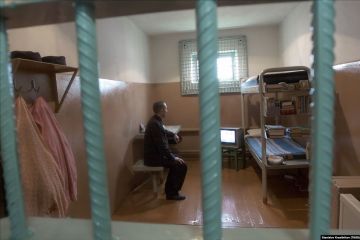 За апеляційного реагування прокуратури безхатька, який напав на людину з ножем, засуджено до 6 років ув’язнення За апеляційного реагування прокуратури безхатька, який напав на людину з ножем, засуджено до 6 років ув’язнення