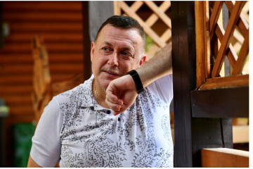 Игорь Мизрах - человек, который поёт душой и сердцем, в сердце которого живёт и пульсирует музыка Игорь Мизрах - человек, который поёт душой и сердцем, в сердце которого живёт и пульсирует музыка