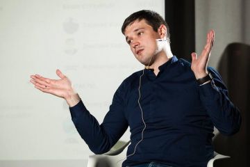 Михайло Федоров закликав звільнити кожного четвертого держслужбовця Михайло Федоров закликав звільнити кожного четвертого держслужбовця