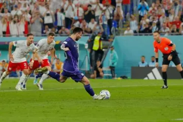 ​Нереалізований пенальті Мессі та подвиги голкіпера "Кадри" у відеоогляді матчу Польща – Аргентина – 0:2