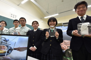 Пристрій для ідеального розрізання торта Пристрій для ідеального розрізання торта