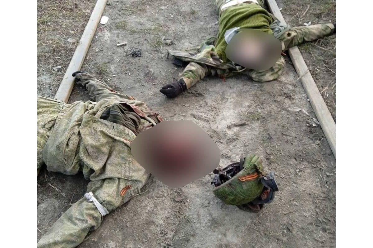 З початку повномасштабної війни в Україні загинуло 5 тисяч 840 російських солдат. Про це добре знають в Міноборони РФ і про це знає особисто Путін - Песков підтвердив, що він отримує інформацію про втрати щоденно З початку повномасштабної війни в Україні загинуло 5 тисяч 840 російських солдат. Про це добре знають в Міноборони РФ і про це знає особисто Путін - Песков підтвердив, що він отримує інформацію про втрати щоденно