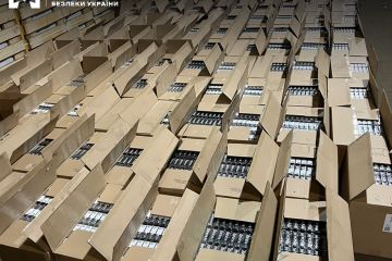 БЕБ на Львівщині вилучило контрафактні цигарки майже на 18 млн грн БЕБ на Львівщині вилучило контрафактні цигарки майже на 18 млн грн