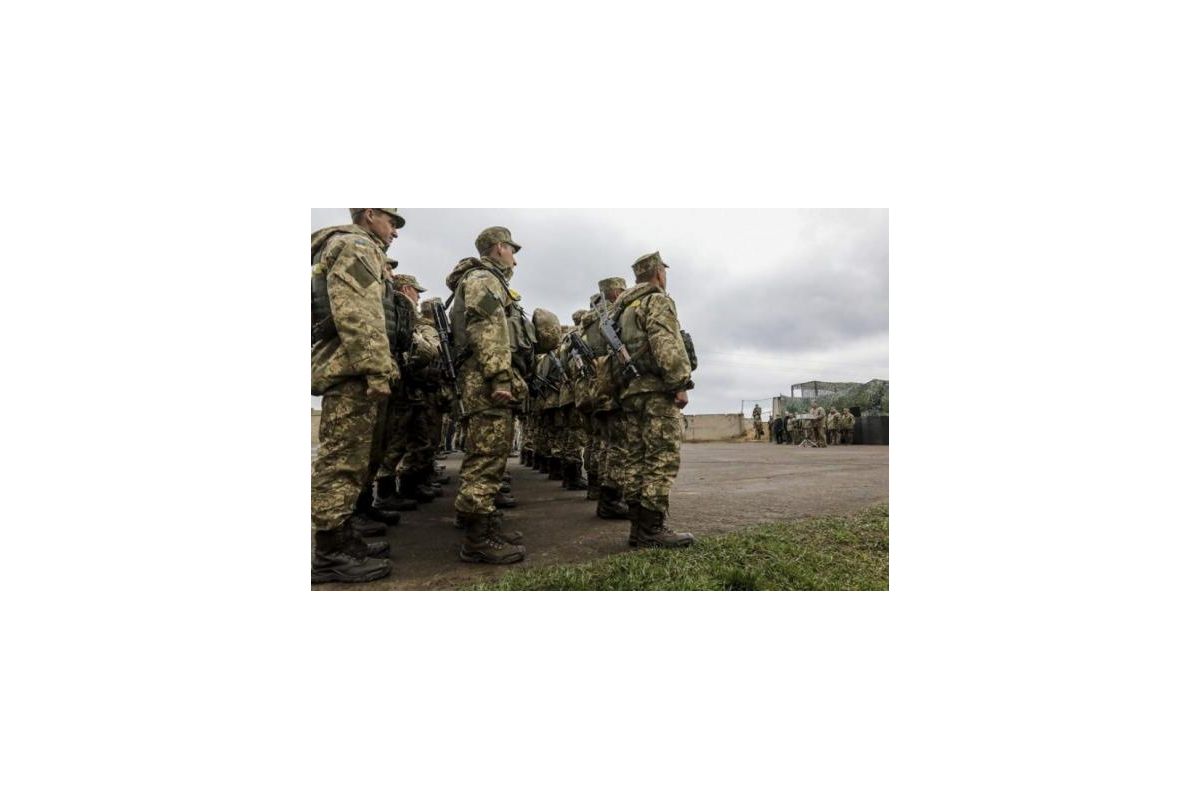 Важливі зміни у Збройних силах України: Вирішили скоротити 17 генеральських посад Важливі зміни у Збройних силах України: Вирішили скоротити 17 генеральських посад