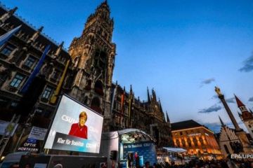 В Германии начались выборы в бундестаг 	  	 	    			 	  	В Германии начались выборы в бундестаг