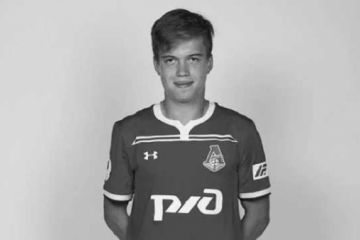 18-летний российский футболист замерз насмерть после пьянки: детали трагедии 	  	 	    			 	  	18-летний российский футболист замерз насмерть после пьянки: детали трагедии