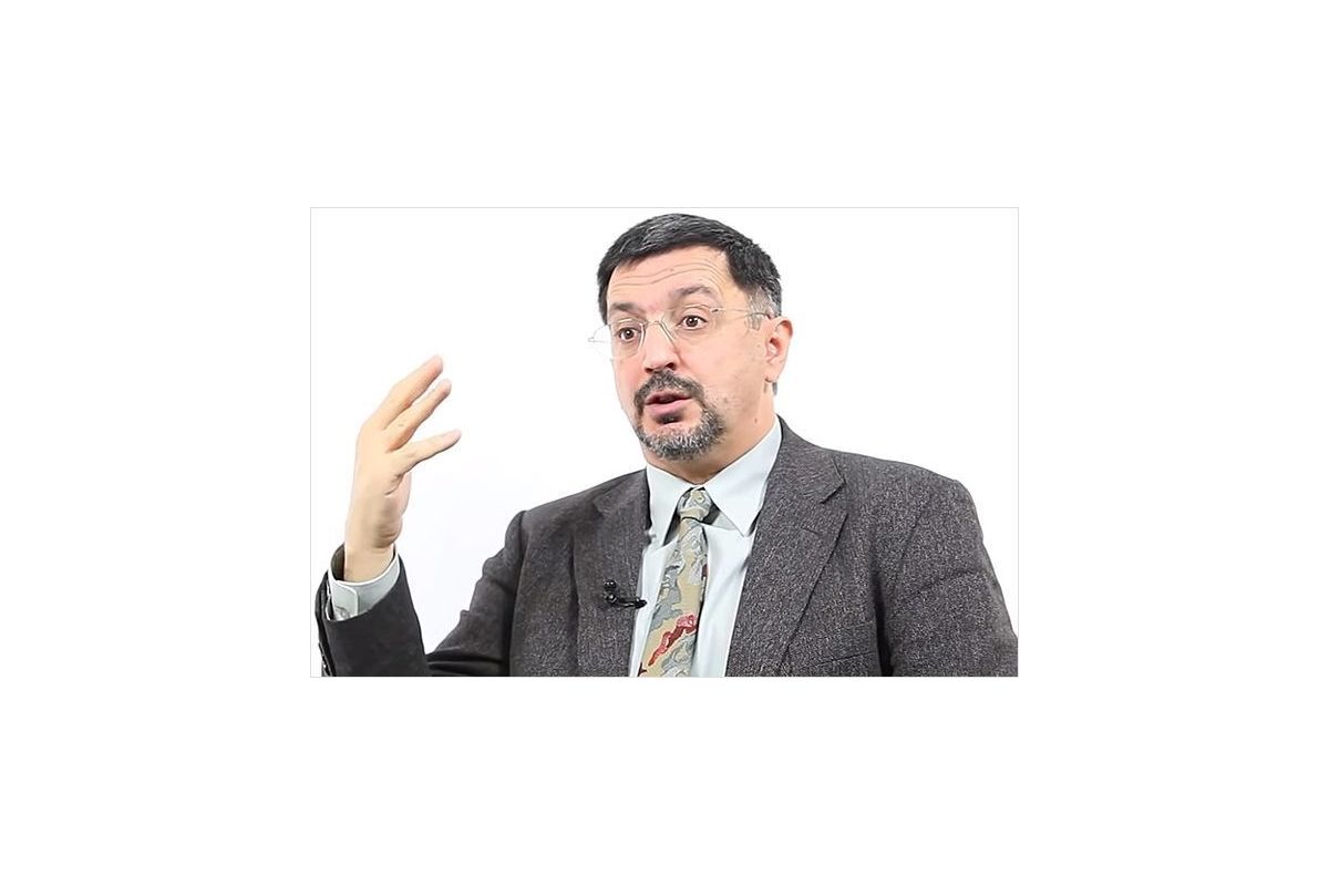 О КГБэшнике Путине, Соловьеве и Жириновском – интервью с профессором Гусейновым, о которым заговорила вся Россия О КГБэшнике Путине, Соловьеве и Жириновском – интервью с профессором Гусейновым, о которым заговорила вся Россия