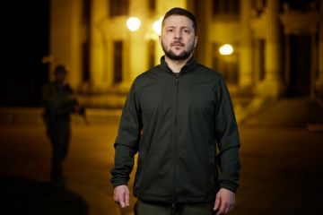 Ми всі однаково хочемо перемоги, але попереду будуть битви – звернення Президента Володимира Зеленського Ми всі однаково хочемо перемоги, але попереду будуть битви – звернення Президента Володимира Зеленського