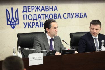 Хаос в ДПС «Марченко-Любченко»: «до кримінальників та недолюстрованих додали, але не допустили на робоче місце недозвільненого…Верланова» Хаос в ДПС «Марченко-Любченко»: «до кримінальників та недолюстрованих додали, але не допустили на робоче місце недозвільненого…Верланова»