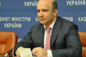 На должность министра в воссозданном Министерстве экологии планируют назначить Романа Абрамовского, видного коррупционера с мутной биографией На должность министра в воссозданном Министерстве экологии планируют назначить Романа Абрамовского, видного коррупционера с мутной биографией