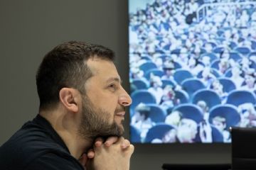 Президент узяв участь у засіданні Ради з питань життя та безпеки дітей під час війни та поспілкувався з дітьми в Україні та за кордоном Президент узяв участь у засіданні Ради з питань життя та безпеки дітей під час війни та поспілкувався з дітьми в Україні та за кордоном