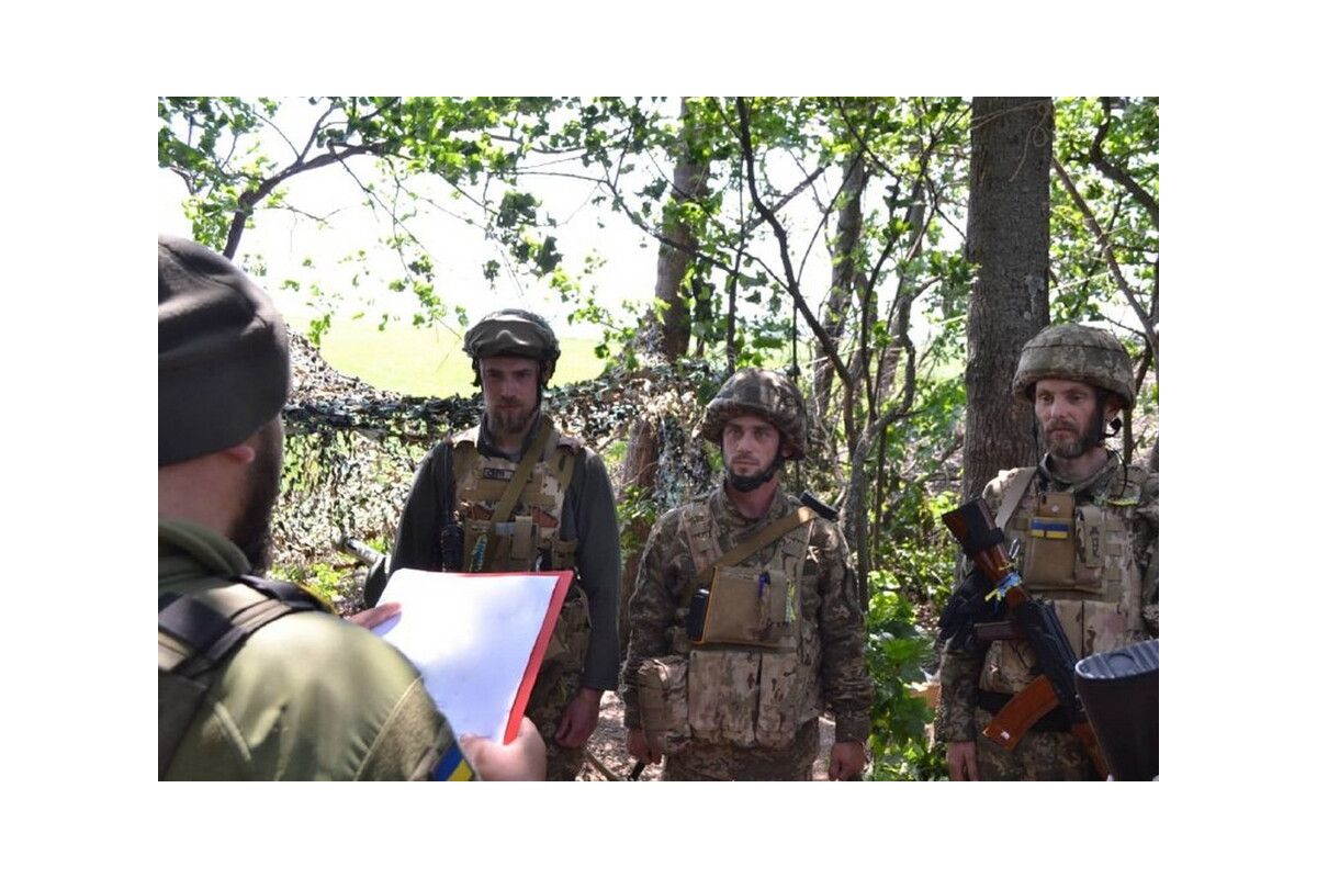 ПІДРОЗДІЛИ ТЕРИТОРІАЛЬОЇ ОБОРОНИ “ОБРОСТАЮТЬ М’ЯЗАМИ” ПІДРОЗДІЛИ ТЕРИТОРІАЛЬОЇ ОБОРОНИ “ОБРОСТАЮТЬ М’ЯЗАМИ”
