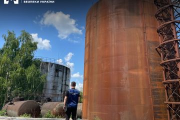 БЕБ вилучило близько 170 тонн спирту вартістю понад 67,5 млн грн БЕБ вилучило близько 170 тонн спирту вартістю понад 67,5 млн грн