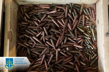 До 7 років ув’язнення засуджено мешканця Краматорська, який зберігав арсенал зброї та боєприпасів До 7 років ув’язнення засуджено мешканця Краматорська, який зберігав арсенал зброї та боєприпасів