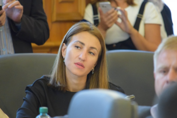 Татьяна Плачкова и Александр Авдеев решили остричь Кучука Татьяна Плачкова и Александр Авдеев решили остричь Кучука