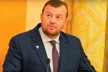 Глава «муниципальной варты» Одессы Кузнецов вымогает деньги у бизнесменов через благотворительный фонд? Глава «муниципальной варты» Одессы Кузнецов вымогает деньги у бизнесменов через благотворительный фонд?