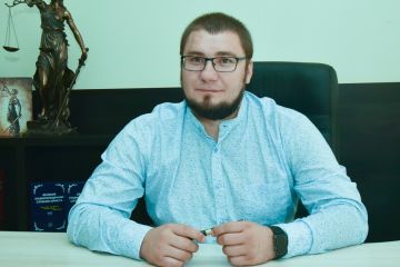 Анатолий Коломиец: «Мы боремся против сильных мира сего, помогая слабым» Анатолий Коломиец: «Мы боремся против сильных мира сего, помогая слабым»