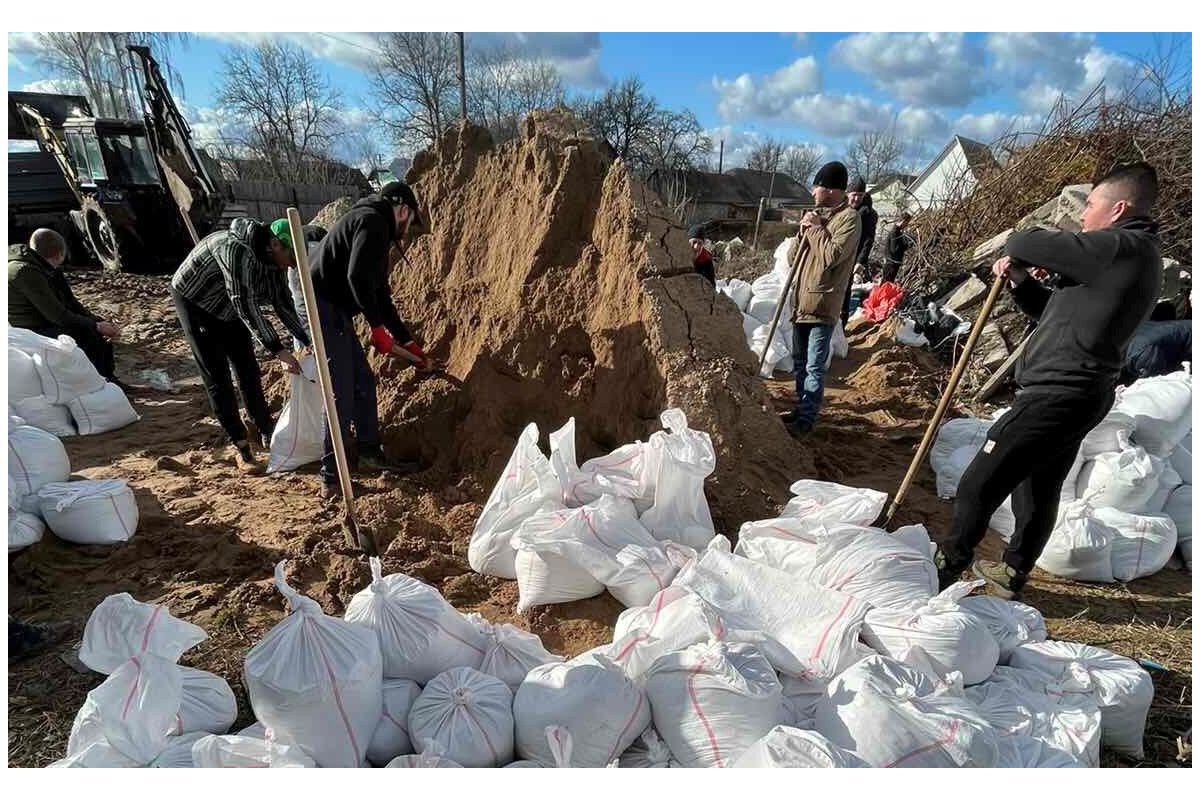  Life between bullets: Rescue and charity in Bobrovytsia-style