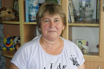 Життя між кулями: Як оповідає Валентина Олешко, староста села Піски на Чернігівщині Життя між кулями: Як оповідає Валентина Олешко, староста села Піски на Чернігівщині