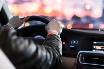 Українські водії матимуть електронні документи Українські водії матимуть електронні документи