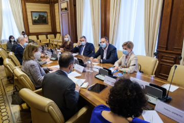 Боротьба з корупцією в Україні є принциповою позицією для чинної влади, і ми не звернемо з цього шляху – Андрій Єрмак на зустрічі з послами країн G7 Боротьба з корупцією в Україні є принциповою позицією для чинної влади, і ми не звернемо з цього шляху – Андрій Єрмак на зустрічі з послами країн G7