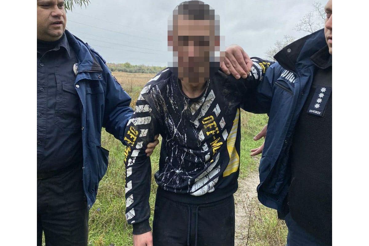 У Томаківці затримали злочинця, який під час пограбування будинку пенсіонерів вбив господаря У Томаківці затримали злочинця, який під час пограбування будинку пенсіонерів вбив господаря