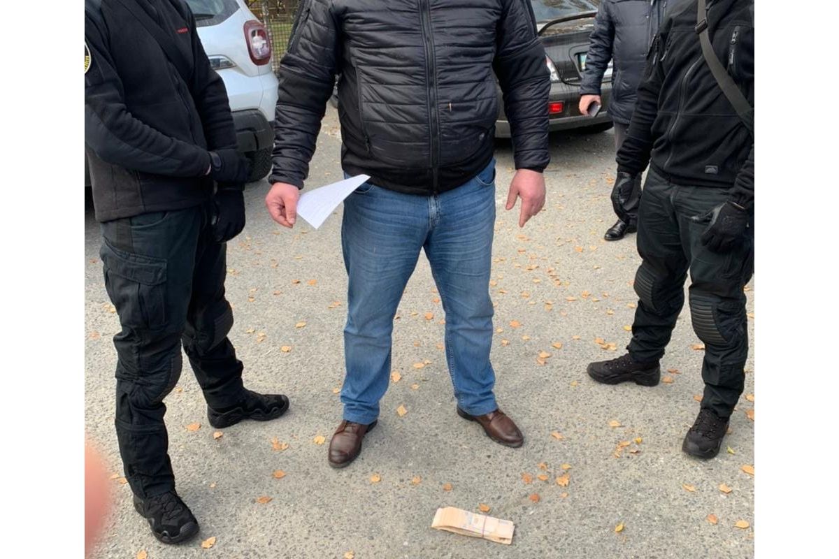 70 тис грн за непритягнення особи до кримінальної відповідальності – на Київщині викрито співробітника поліції 70 тис грн за непритягнення особи до кримінальної відповідальності – на Київщині викрито співробітника поліції