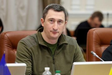 У ВР подали постанову про звільнення міністра розвитку громад Чернишова У ВР подали постанову про звільнення міністра розвитку громад Чернишова