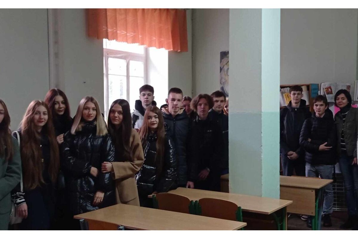 Знайомство учнів Полтавської школи № 2 з Полтавським педагогічним Знайомство учнів Полтавської школи № 2 з Полтавським педагогічним